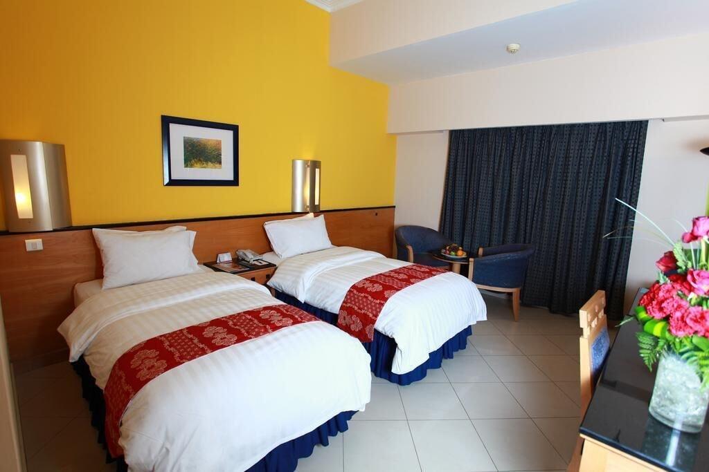 Baisan International Hotel Манама Экстерьер фото