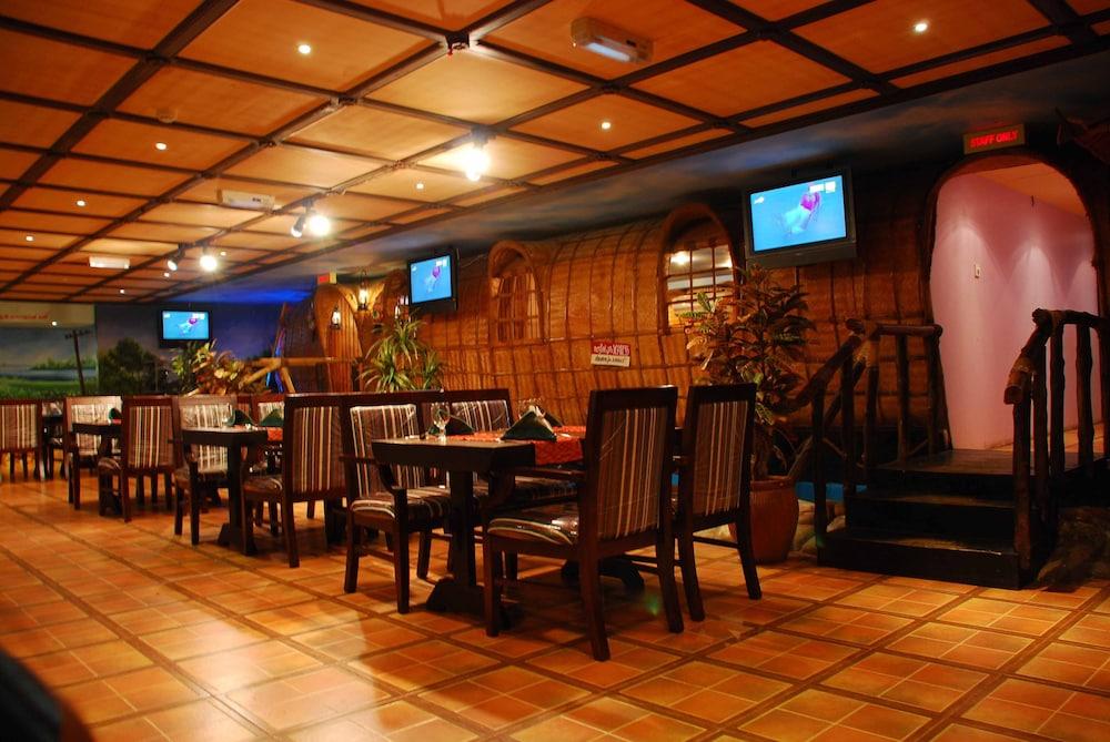 Baisan International Hotel Манама Экстерьер фото