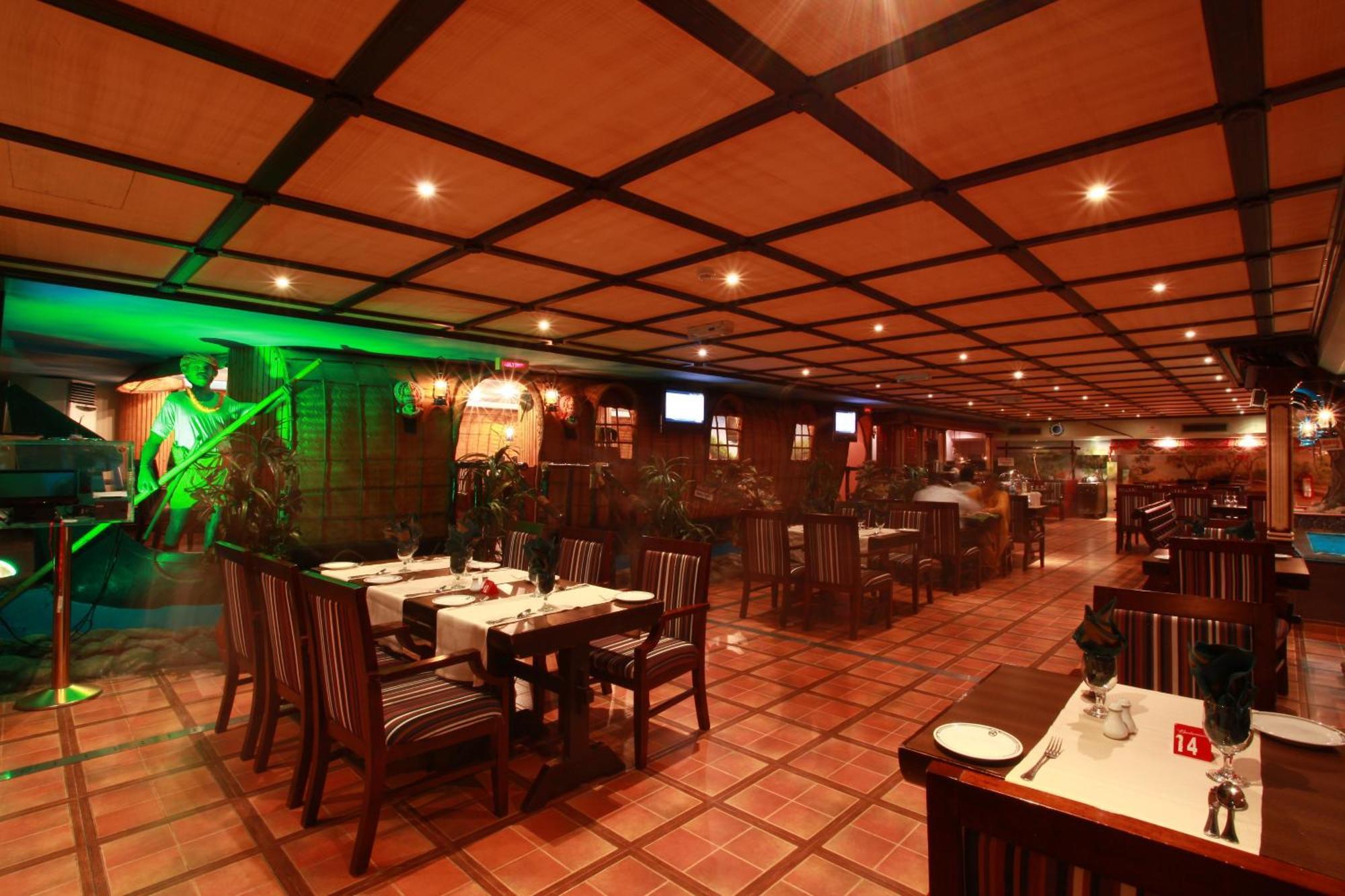 Baisan International Hotel Манама Экстерьер фото